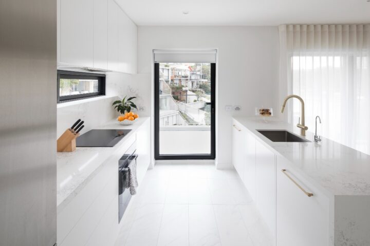 Harbourside apartment renovation kitchen